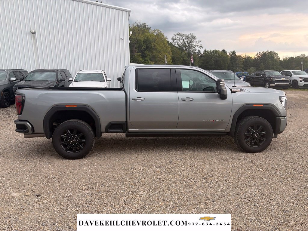 Used 2026 GMC Sierra 2500 AT4 w/ AT4 Premium Plus Package AWD/4WD image 6