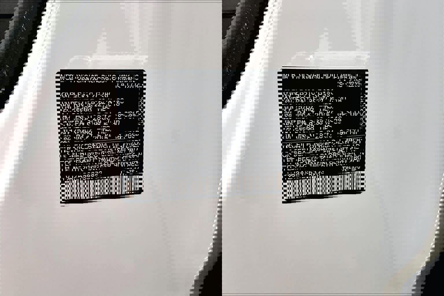 Used 2025 Volkswagen Atlas SE w/ Panoramic Sunroof Package image 34