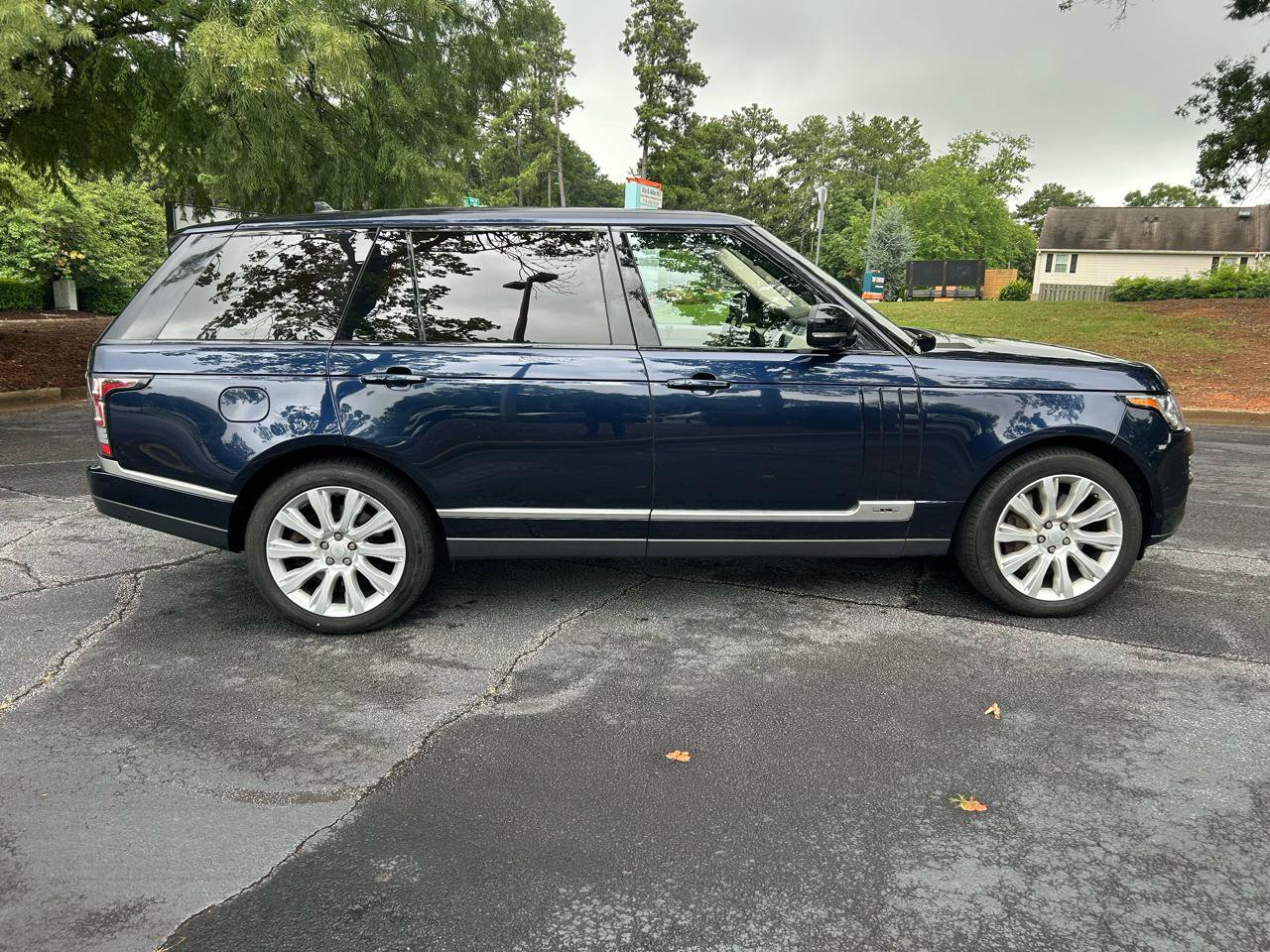 Used 2015 Land Rover Range Rover Long Wheelbase Supercharged AWD/4WD image 6