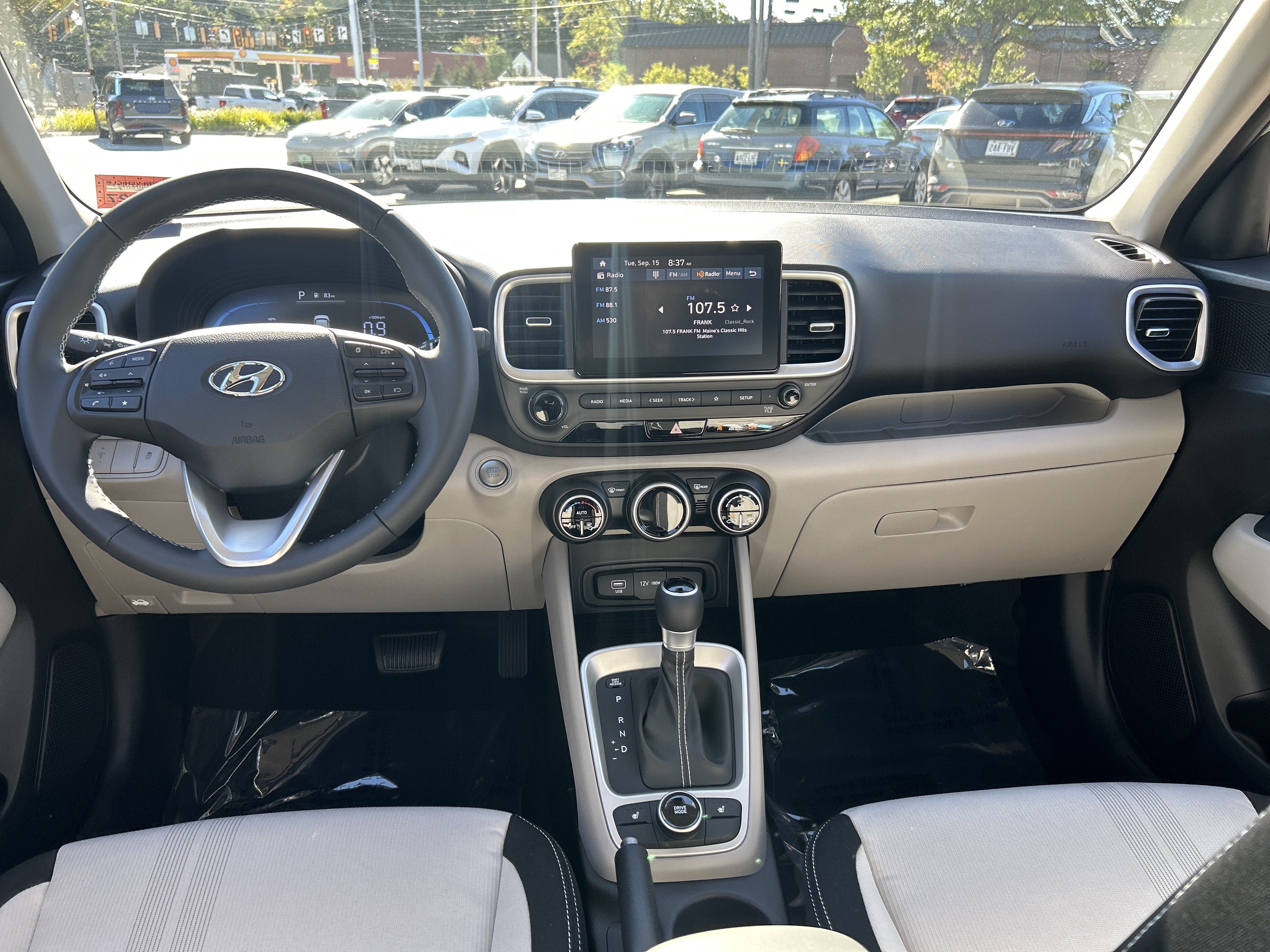 New 2026 Hyundai Venue SEL FWD image 16