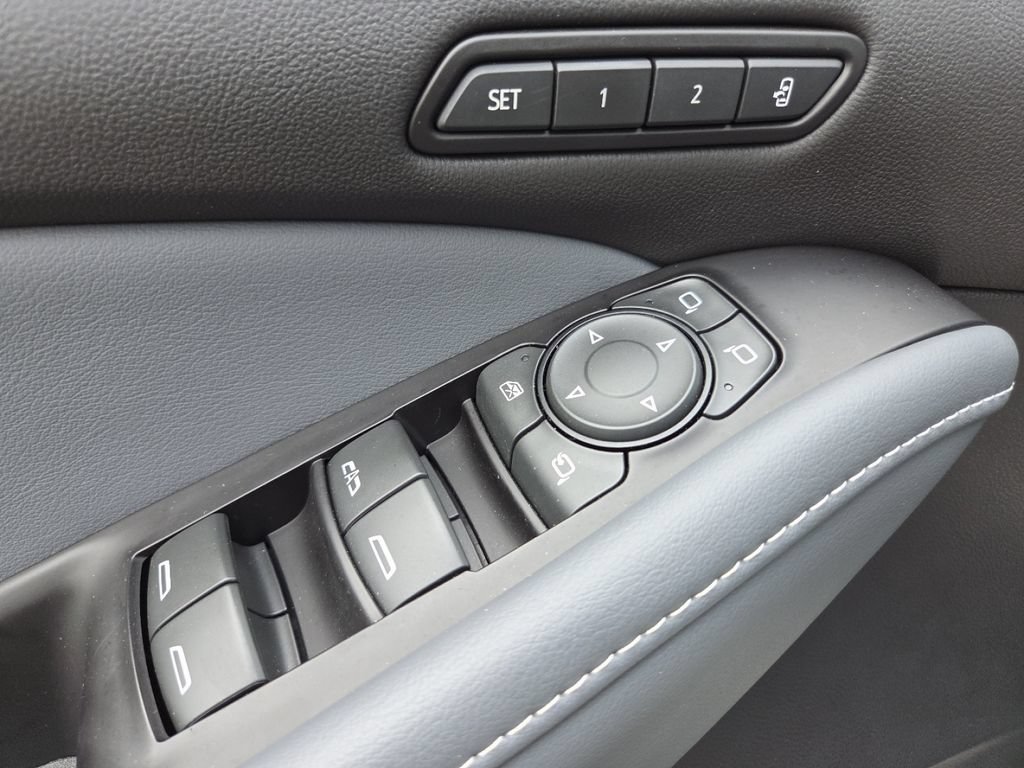 Used 2020 Buick Enclave Premium w/ Sun and Sites Package FWD image 30