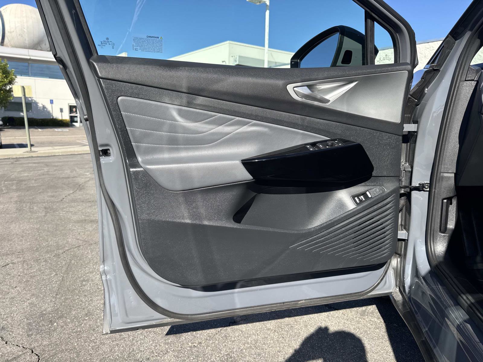 Certified 2023 Volkswagen ID.4 Pro S image 19