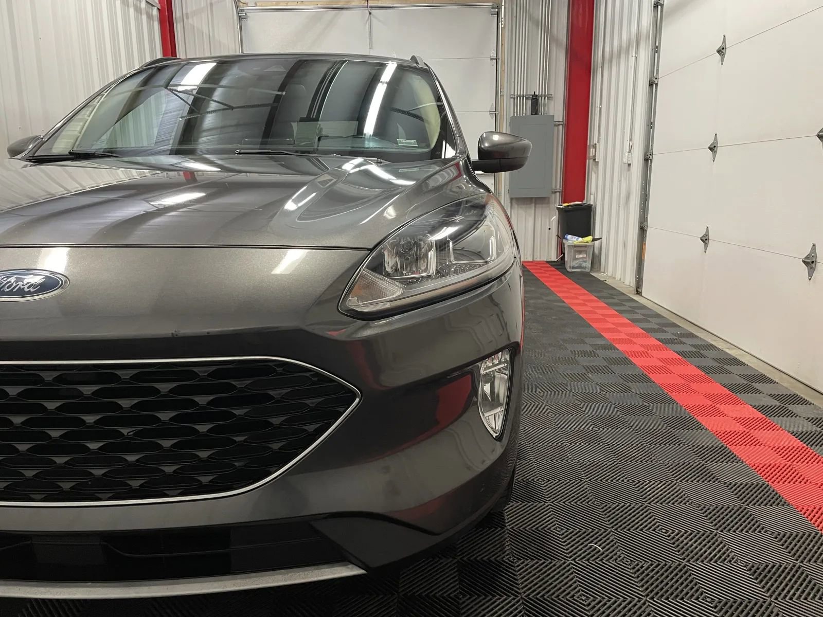 Used 2020 Ford Escape SEL AWD/4WD image 8