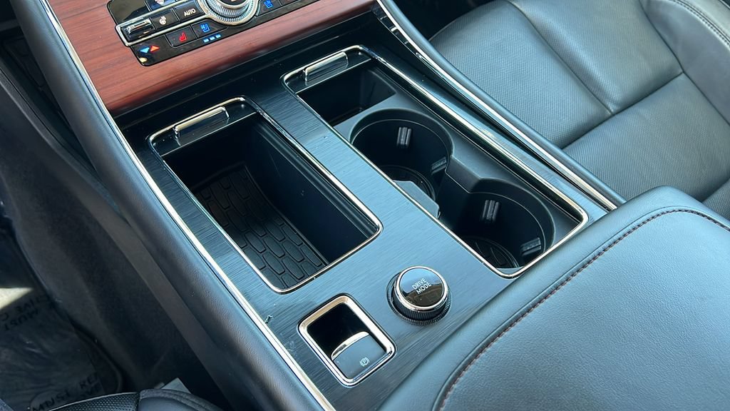 Certified 2023 Lincoln Aviator Grand Touring w/ Elements Package Plus AWD/4WD image 16
