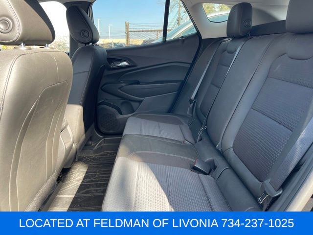 Used 2024 Chevrolet Trax LT w/ Driver Confidence Package image 9