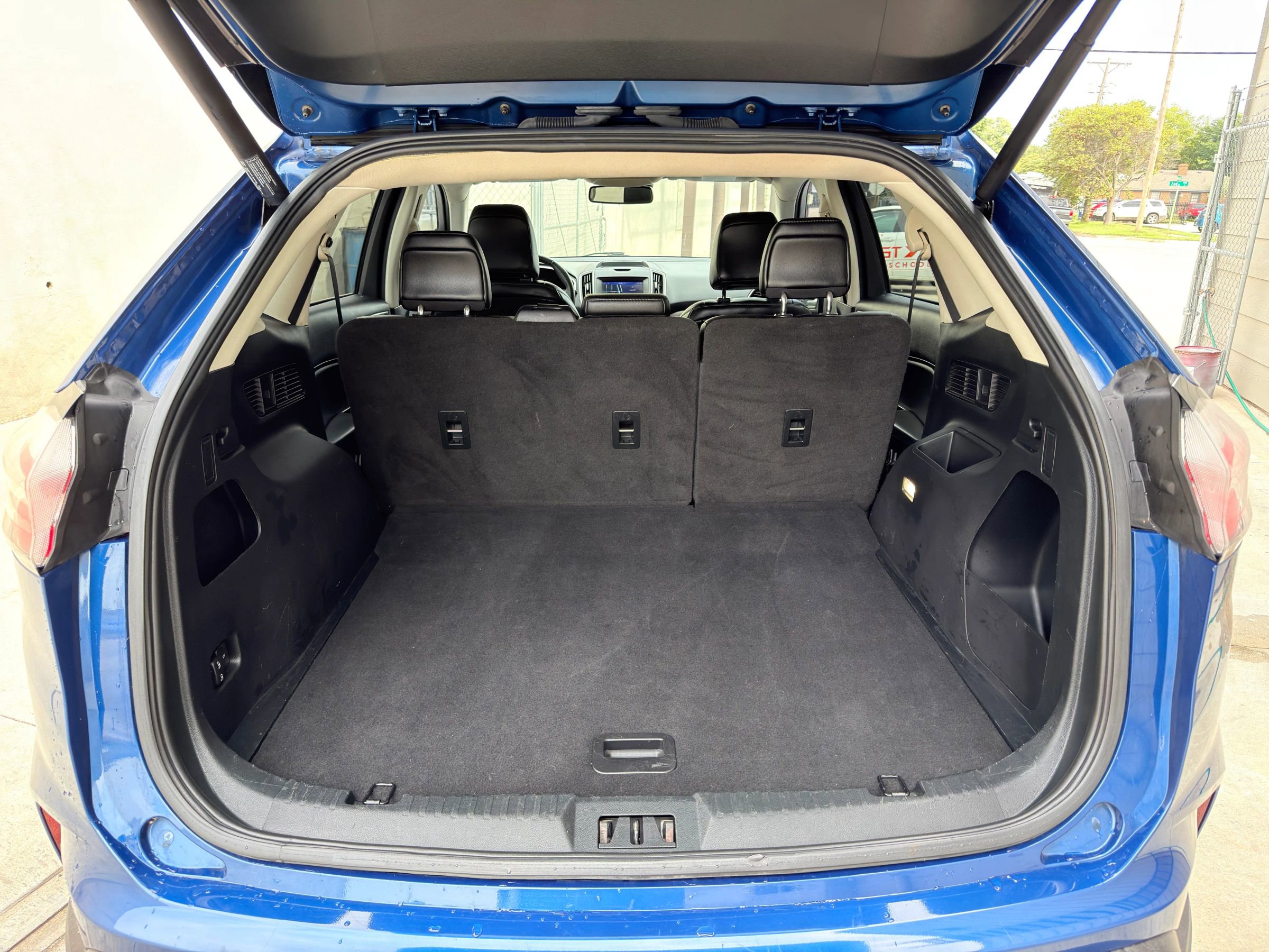 Used 2020 Ford Edge SEL w/ Convenience Package image 7