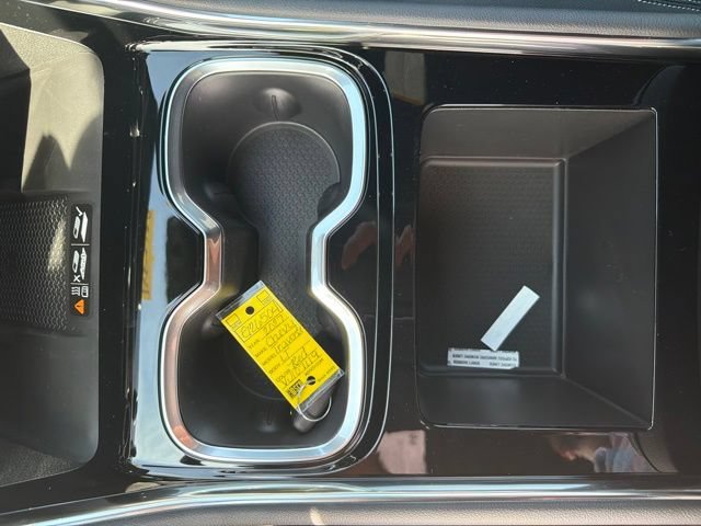 New 2027 Chevrolet Traverse LT w/ Driver Confidence Package FWD image 26