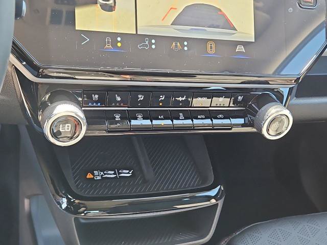 New 2027 Chevrolet Bolt RS w/ Technology Package FWD image 17