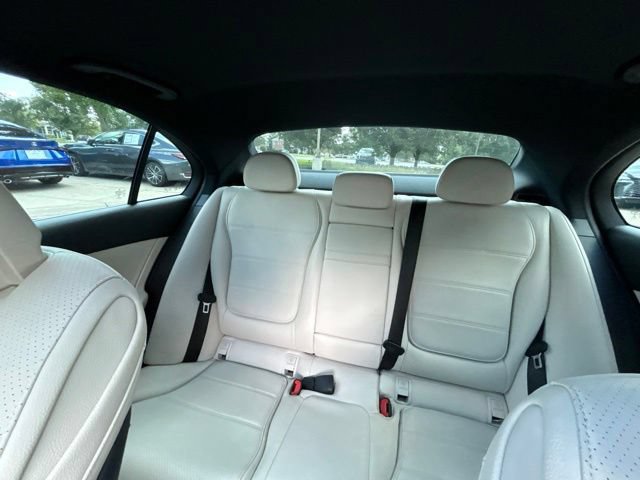 Used 2022 Mercedes-Benz C 300 4MATIC Sedan image 27