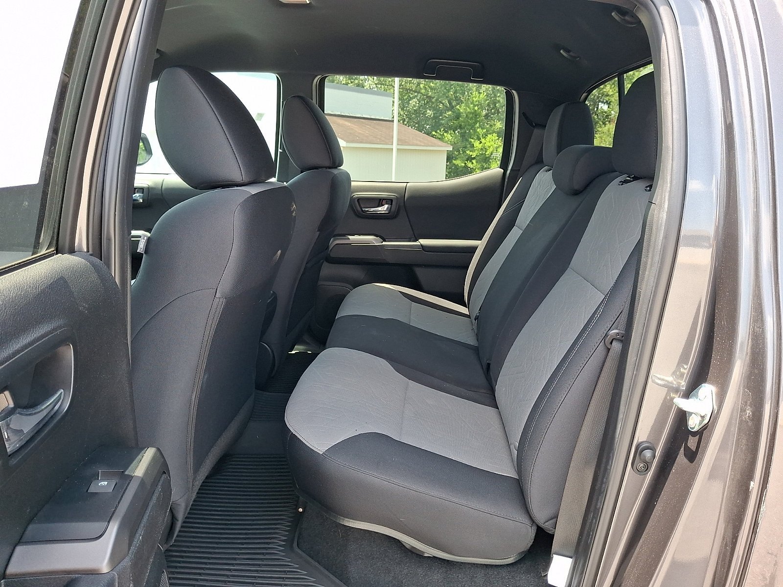 Certified 2023 Toyota Tacoma TRD Off-Road w/ Technology Package AWD/4WD image 11