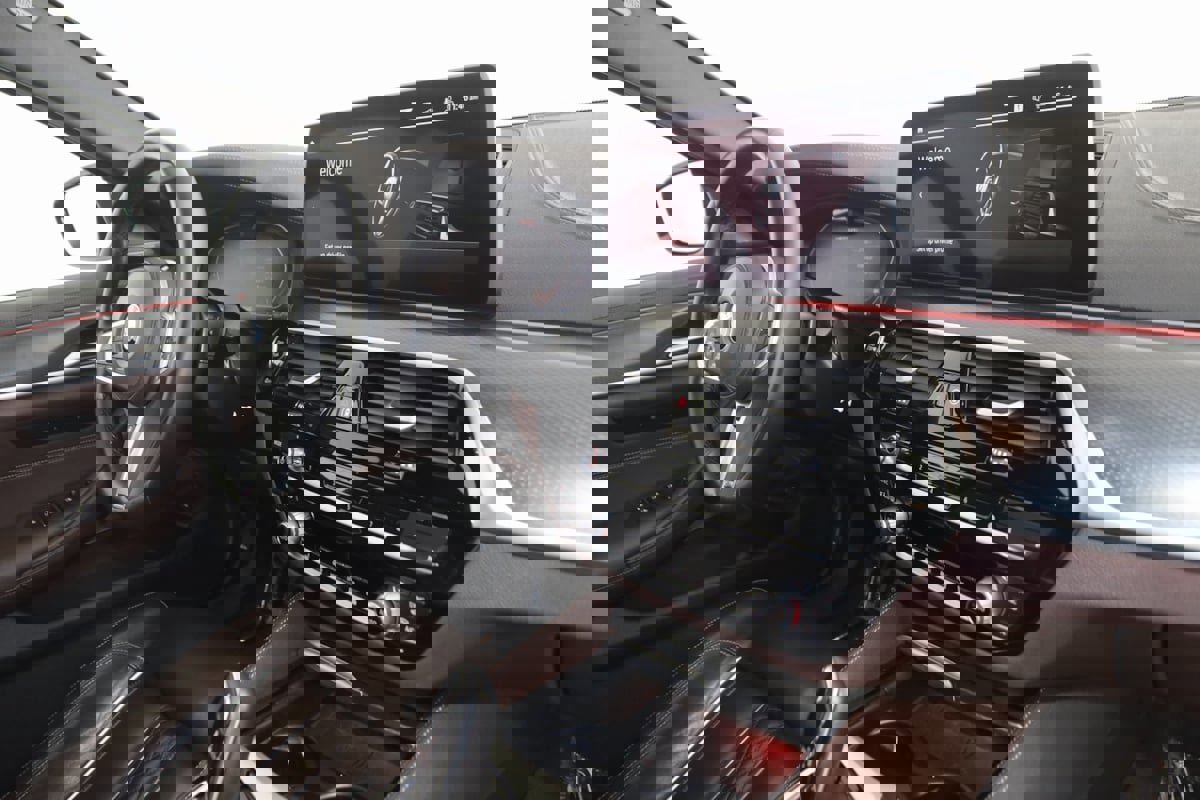 Used 2023 BMW M550i xDrive image 52