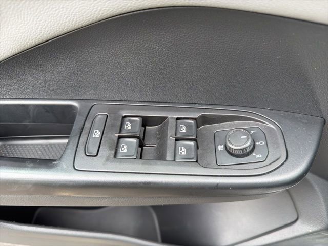 Used 2023 Volkswagen Taos SE w/ Black Wheel Package FWD image 21