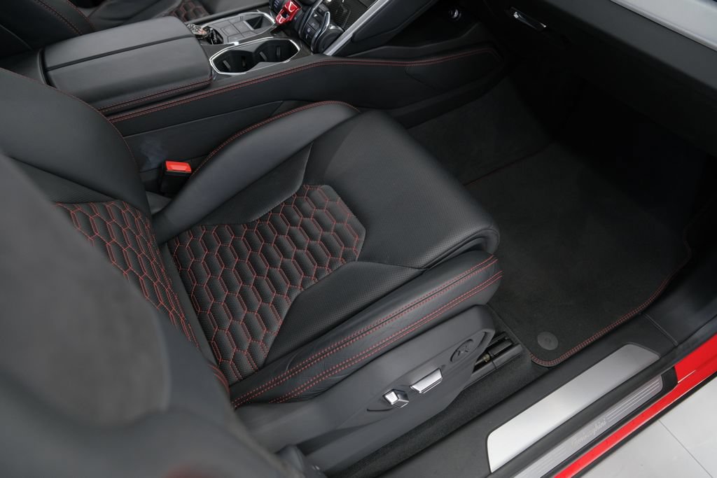 Used 2021 Lamborghini Urus AWD/4WD image 40