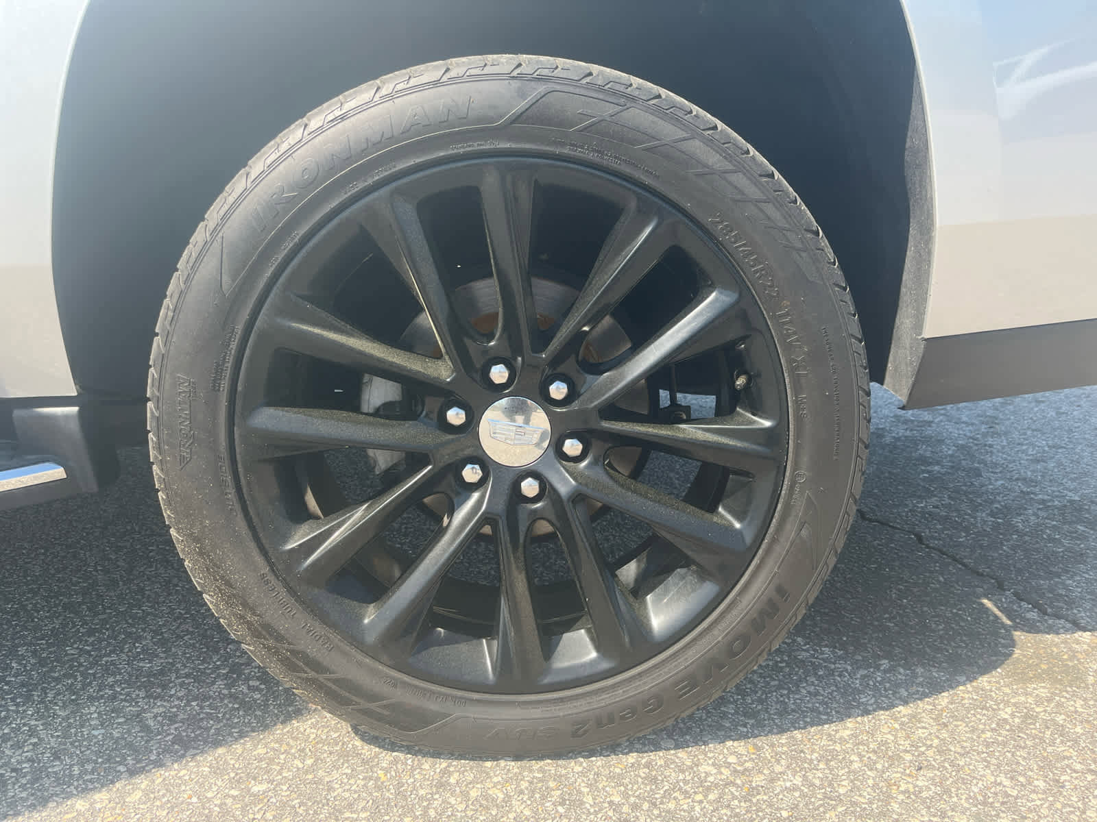 Used 2020 Cadillac Escalade Platinum image 27