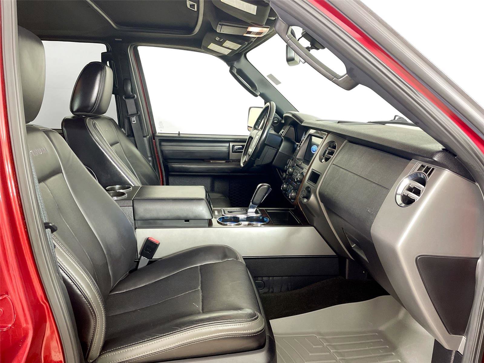 Used 2017 Ford Expedition Max Platinum image 29