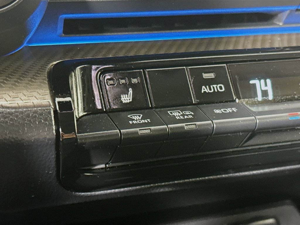 Used 2024 Toyota Prius XLE AWD/4WD image 21