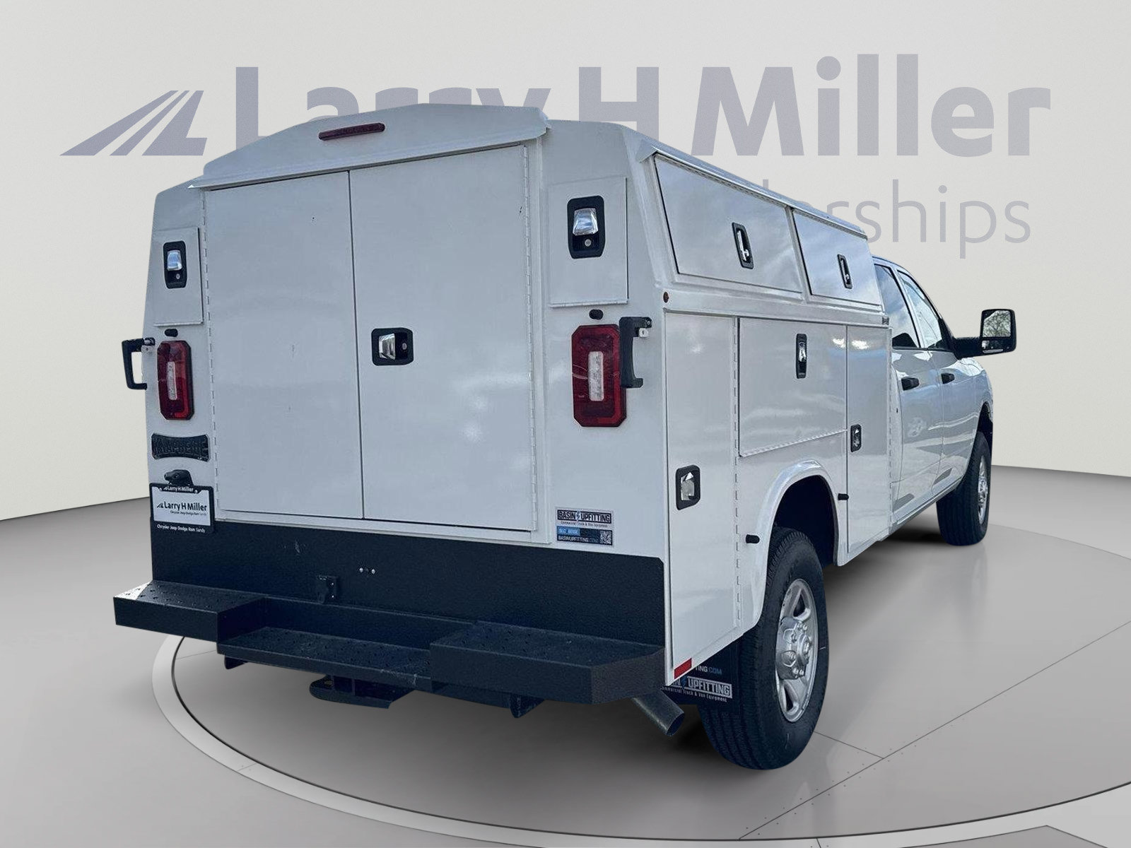 New 2023 RAM 3500 Tradesman AWD/4WD image 8