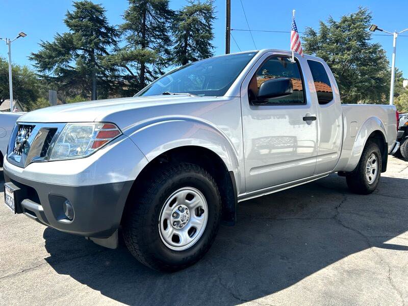 Used 2018 Nissan Frontier S image 1