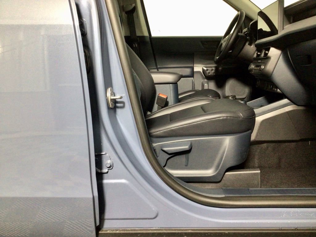 New 2026 Ford Maverick Lariat w/ Black Appearance Package image 36