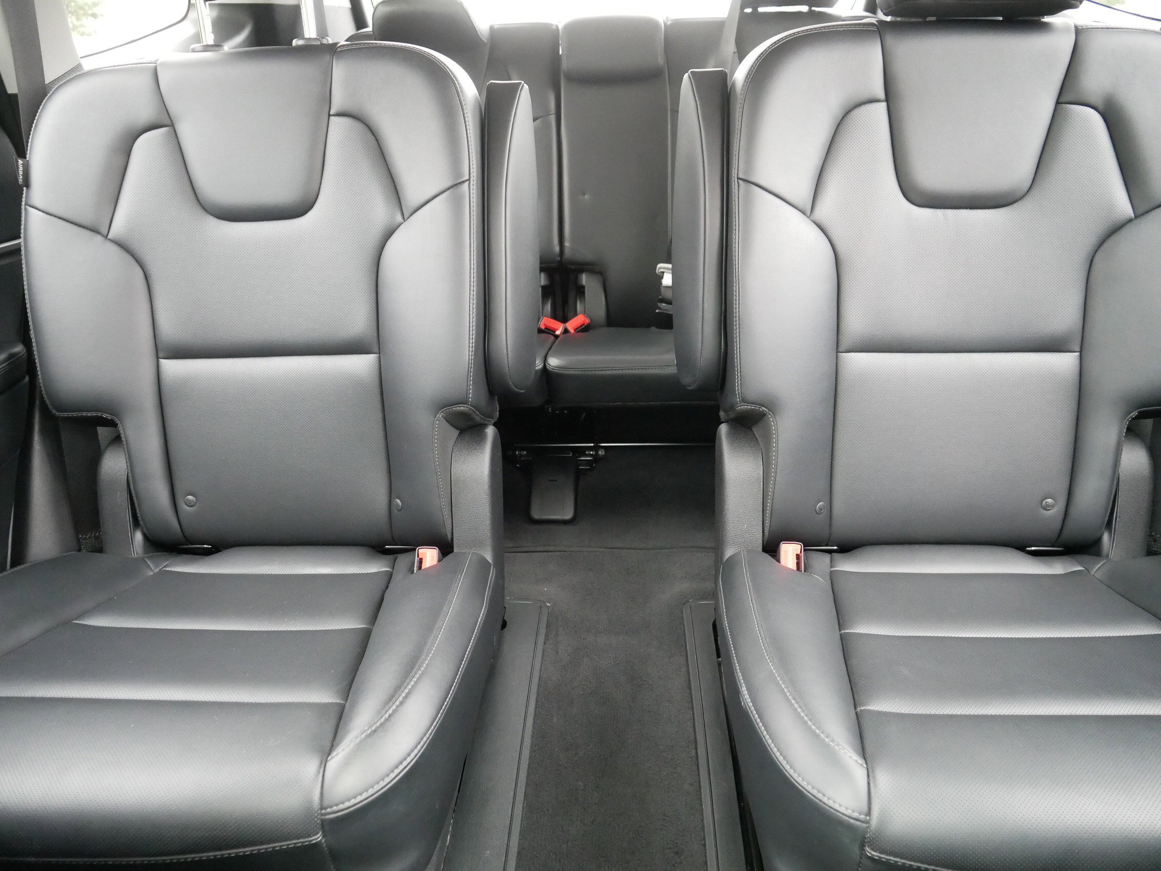 Certified 2025 Kia Telluride S FWD image 13