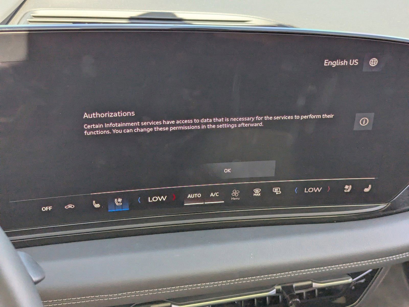 Used 2025 Audi A6 e-tron Prestige w/ Black Warm Weather Package image 27