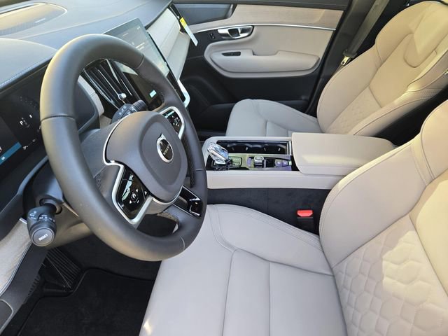 Used 2026 Volvo XC90 B6 Plus w/ Protection Package Premier AWD/4WD image 11