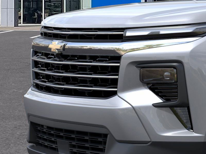 New 2026 Chevrolet Traverse LT w/ Sun and Wheel Package FWD image 13