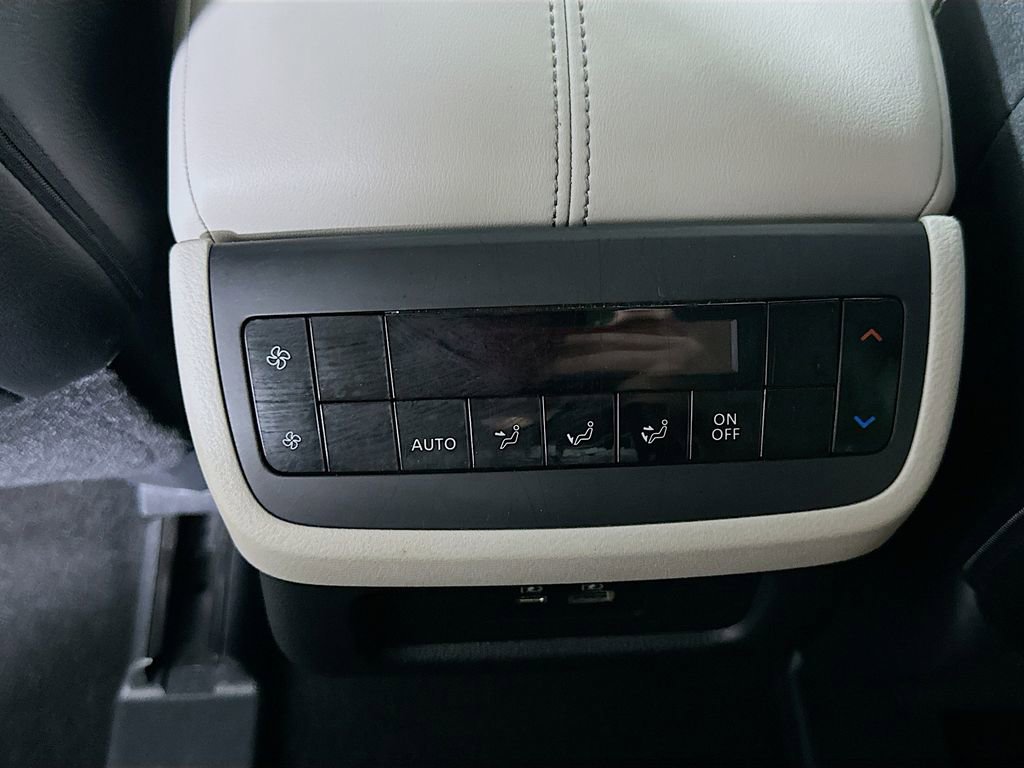 Used 2023 Nissan Pathfinder SV w/ Black Appearance Package AWD/4WD image 6