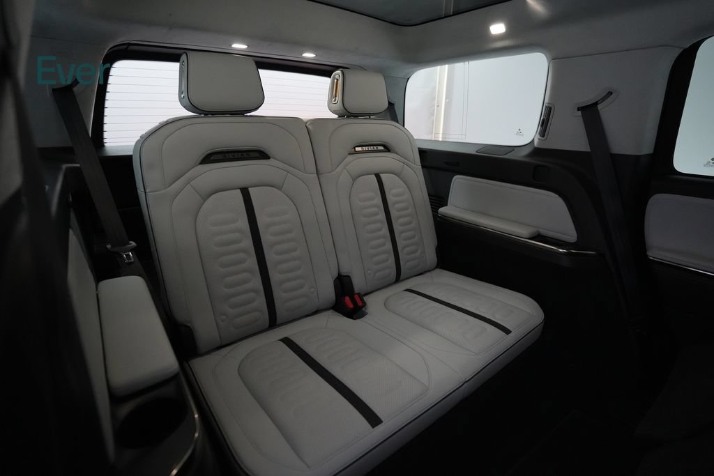 Used 2023 Rivian R1S Adventure Quad AWD/4WD image 24