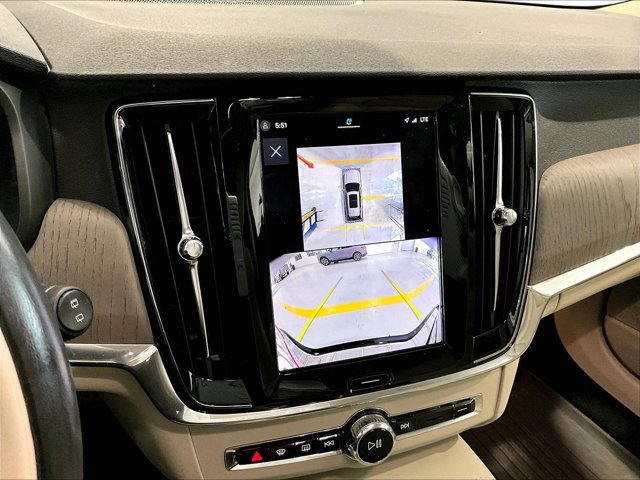 Used 2025 Volvo V90 B6 Cross Country Plus w/ Protection Package Premier AWD/4WD image 23