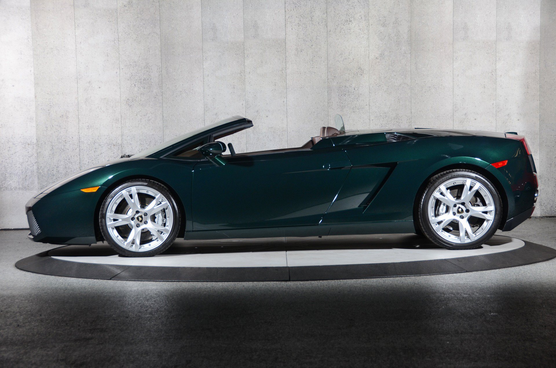 Used 2008 Lamborghini Gallardo Spyder AWD/4WD image 8
