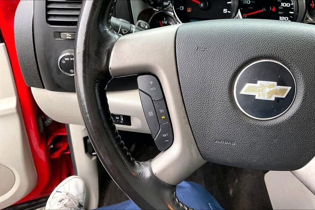 Used 2010 Chevrolet Silverado 2500 LT w/ Interior Plus Package RWD image 11