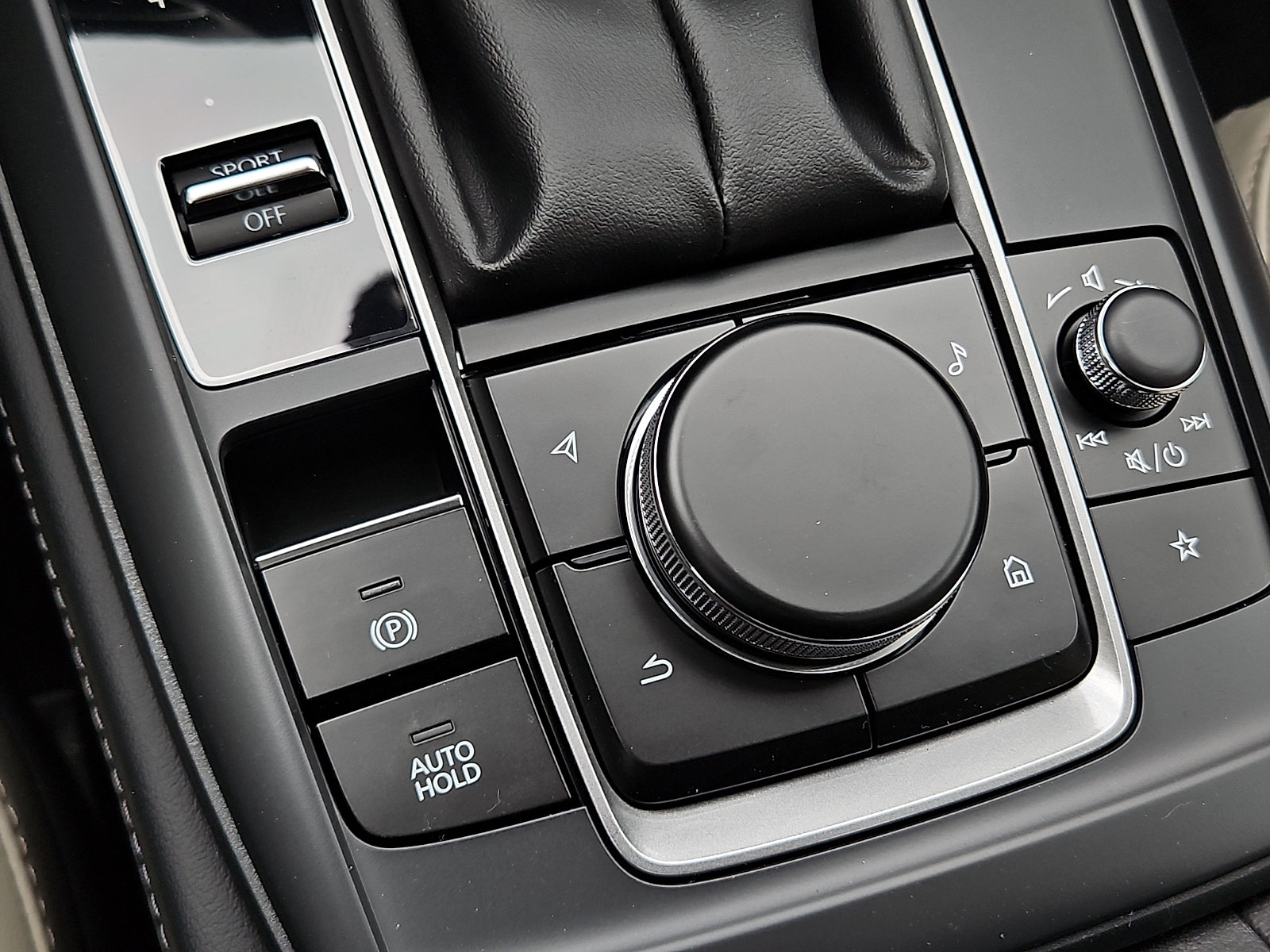 New 2026 MAZDA CX-30 AWD 2.5 S image 19