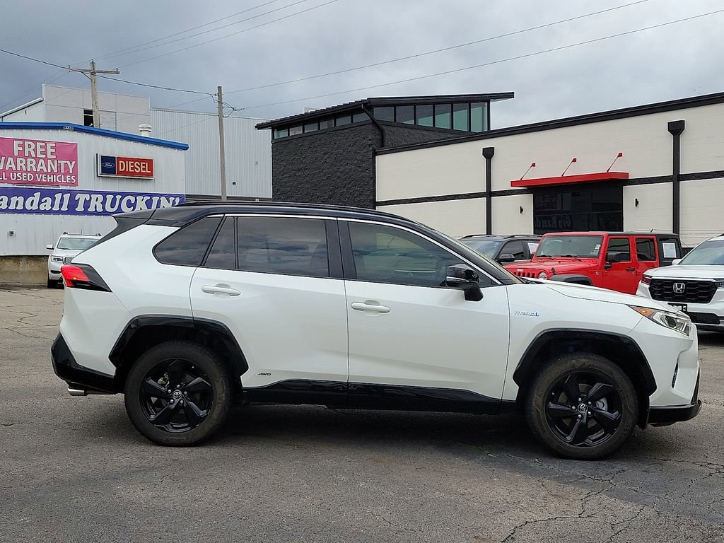 Used 2019 Toyota RAV4 XSE w/ XSE Weather Package image 6