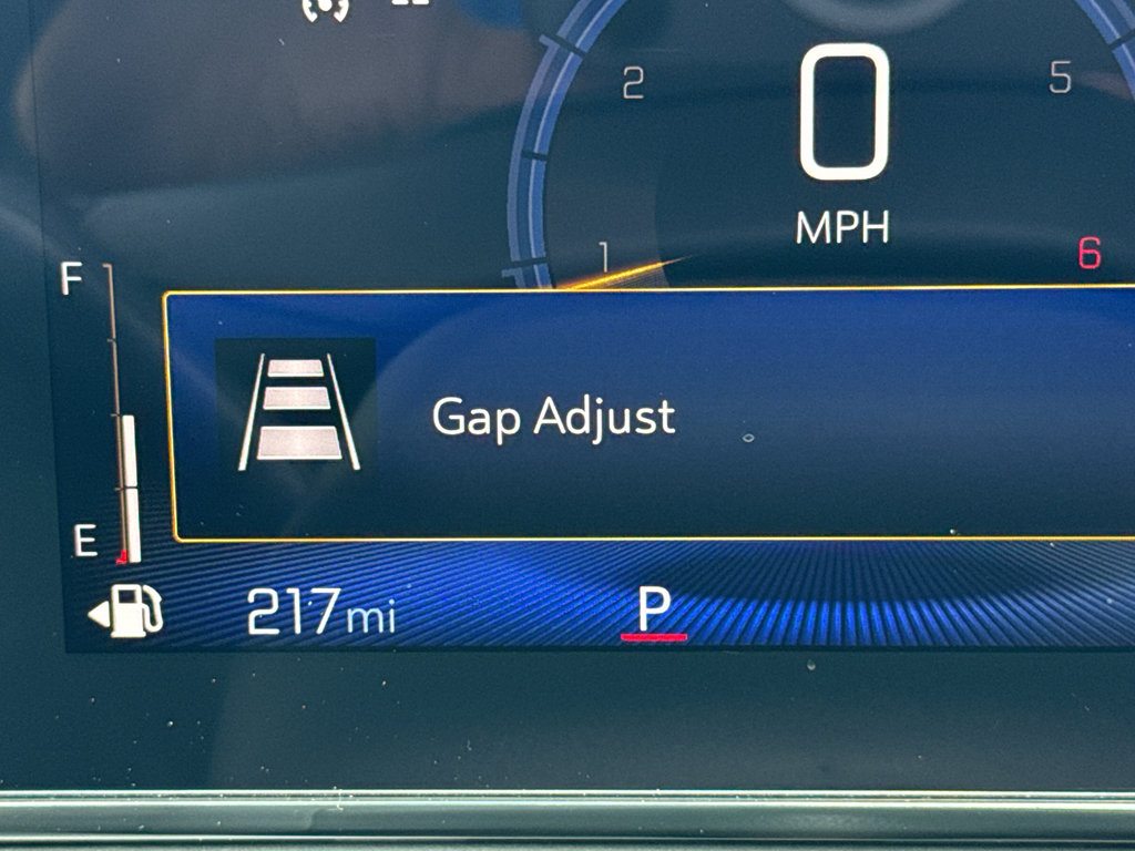 Used 2025 Chevrolet Trax LT FWD image 18