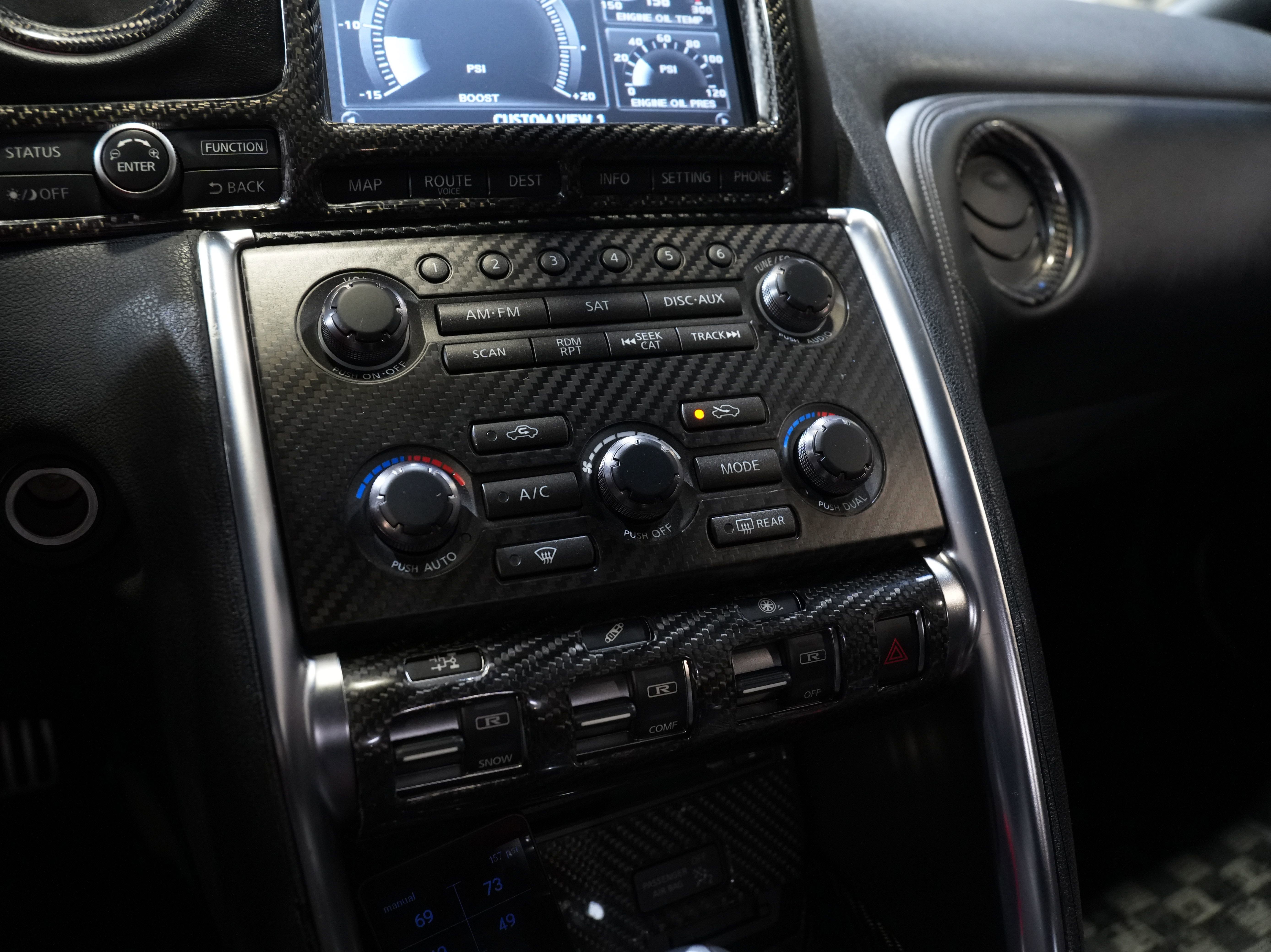 Used 2009 Nissan GT-R Premium AWD/4WD image 43