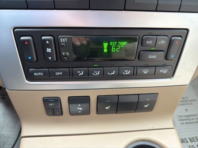 Used 2010 Mercury Mountaineer AWD image 27