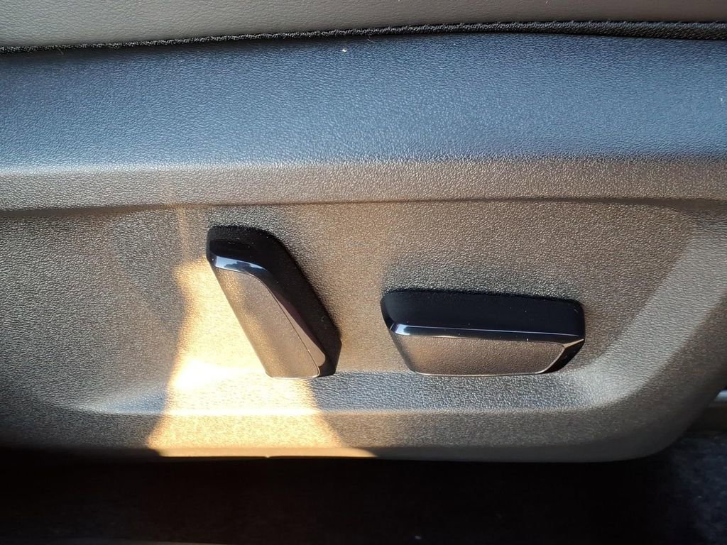 New 2026 Nissan Rogue Platinum w/ Platinum Premium Package image 8