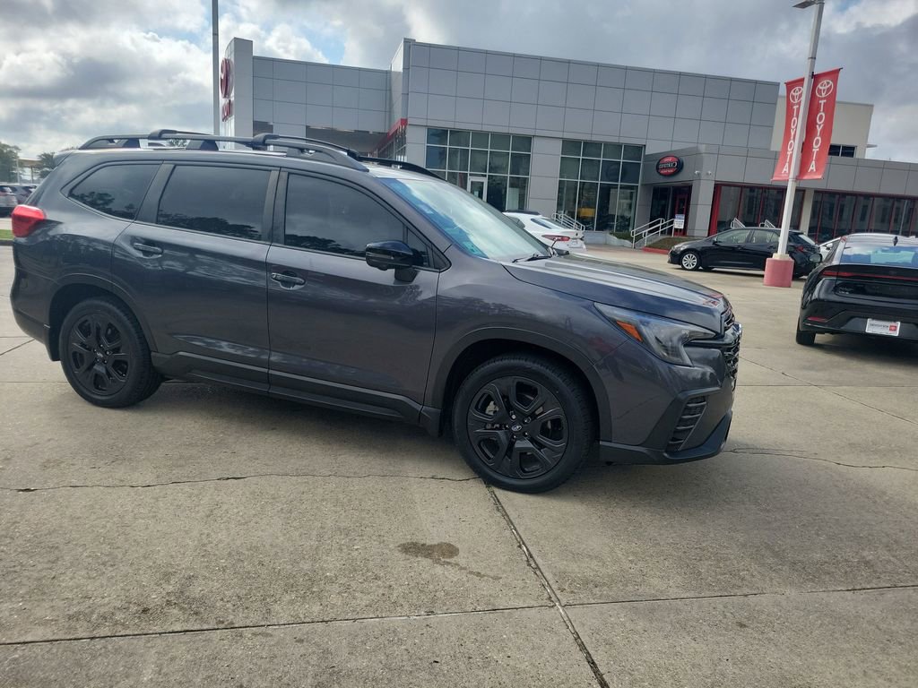 Used 2023 Subaru Ascent Onyx Edition Limited image 9