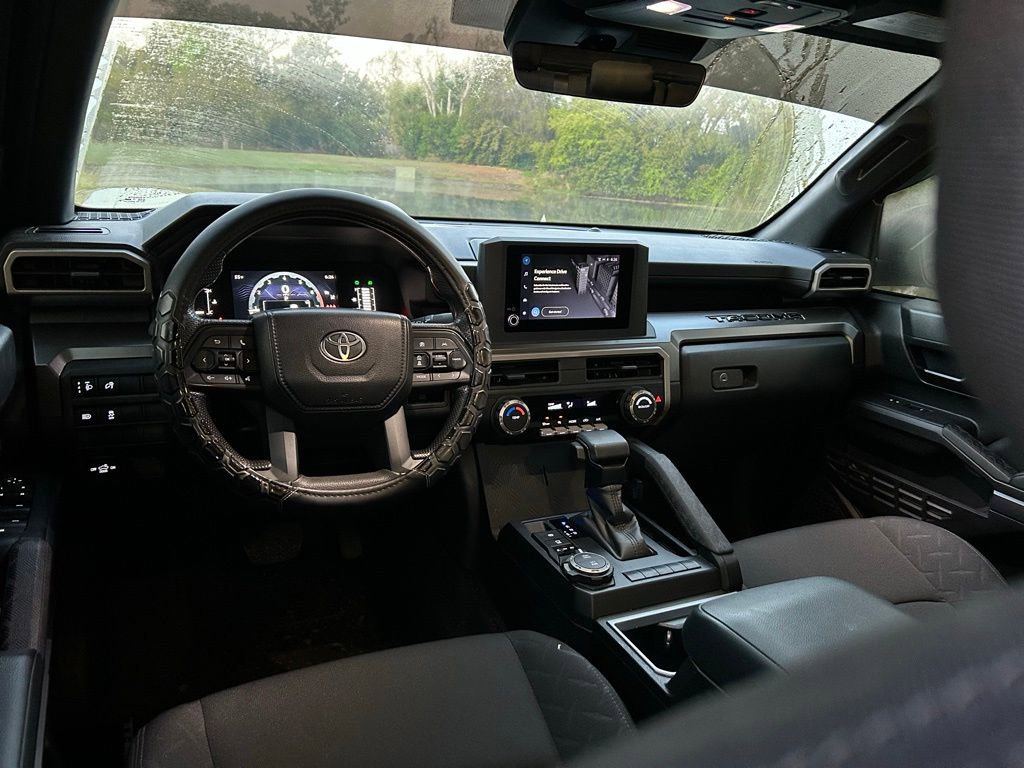 Certified 2024 Toyota Tacoma SR5 AWD/4WD image 12