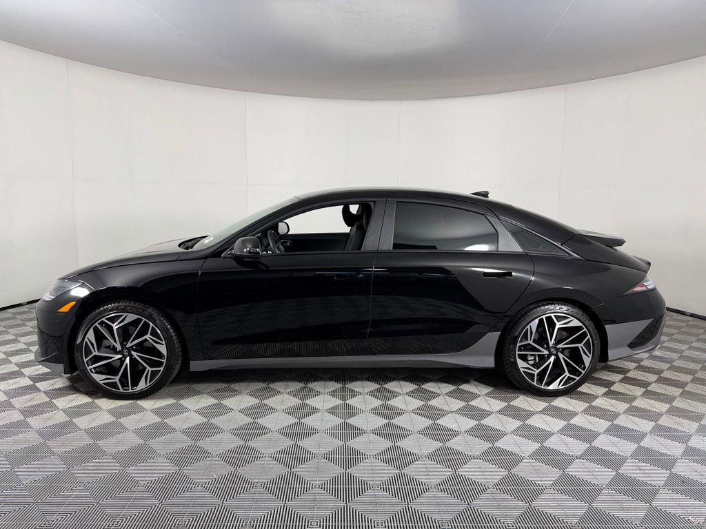Used 2025 Hyundai Ioniq 6 SEL image 10