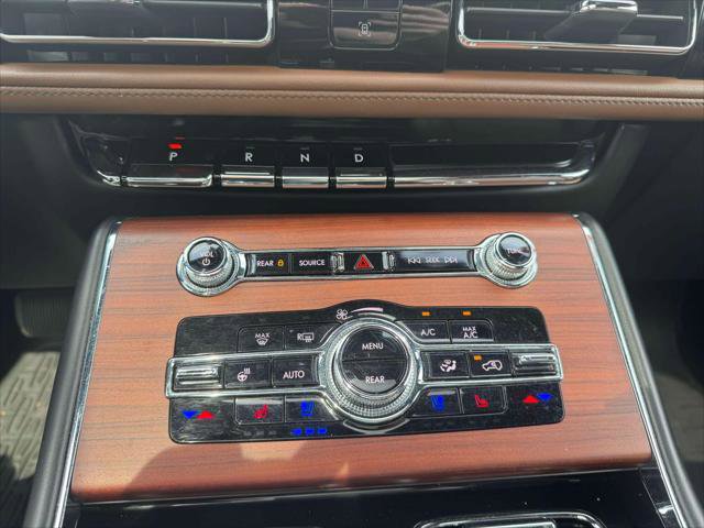 Used 2023 Lincoln Aviator Reserve w/ Elements Package Plus image 27