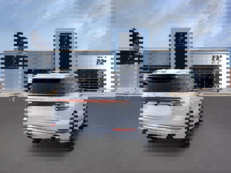 New 2025 Lincoln Aviator Black Label image 8