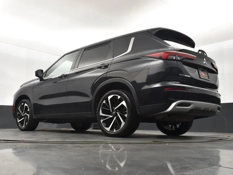Used 2024 Mitsubishi Outlander Ralliart AWD/4WD image 12