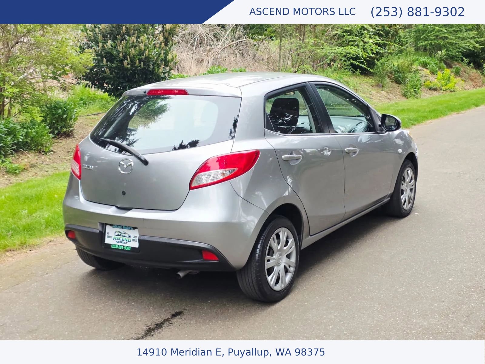 Used 2013 MAZDA MAZDA2 Sport FWD image 5