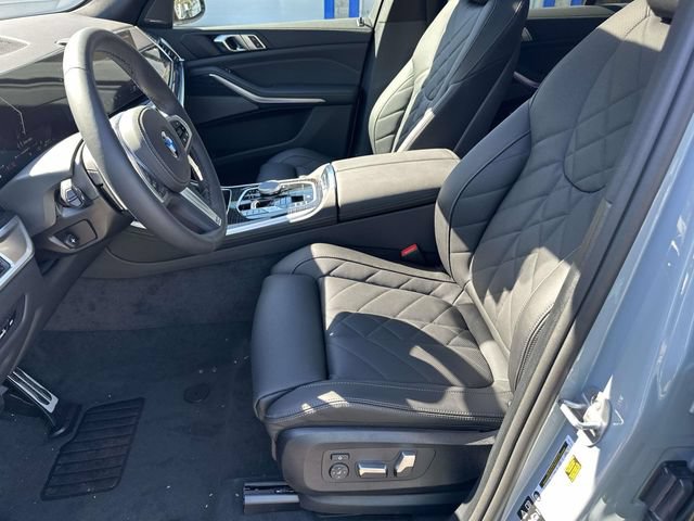 New 2026 BMW X5 xDrive40i w/ M Sport Package AWD/4WD image 14