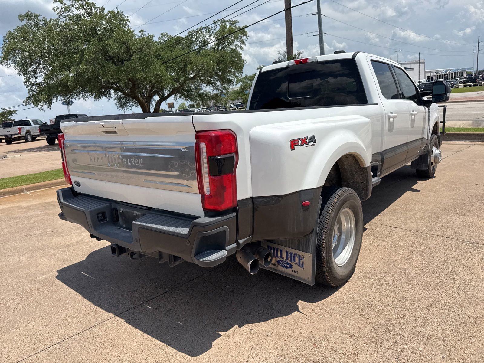 Used 2024 Ford F350 King Ranch w/ FX4 Off-Road Package AWD/4WD image 7