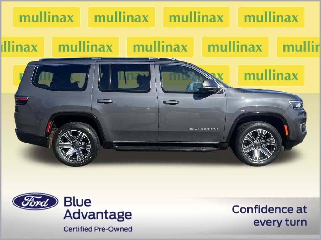 Used 2022 Jeep Wagoneer Series III w/ Convenience Group I image 2