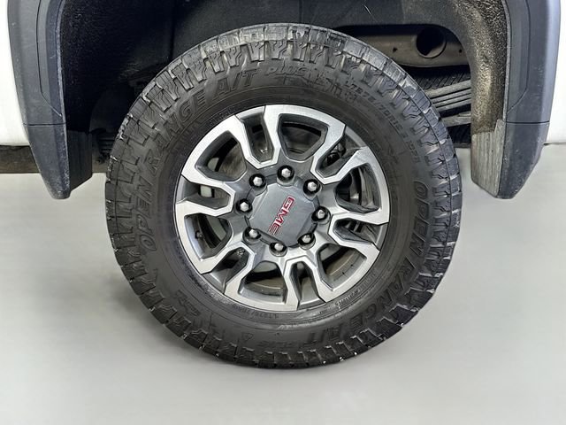 Used 2023 GMC Sierra 2500 AT4 image 32
