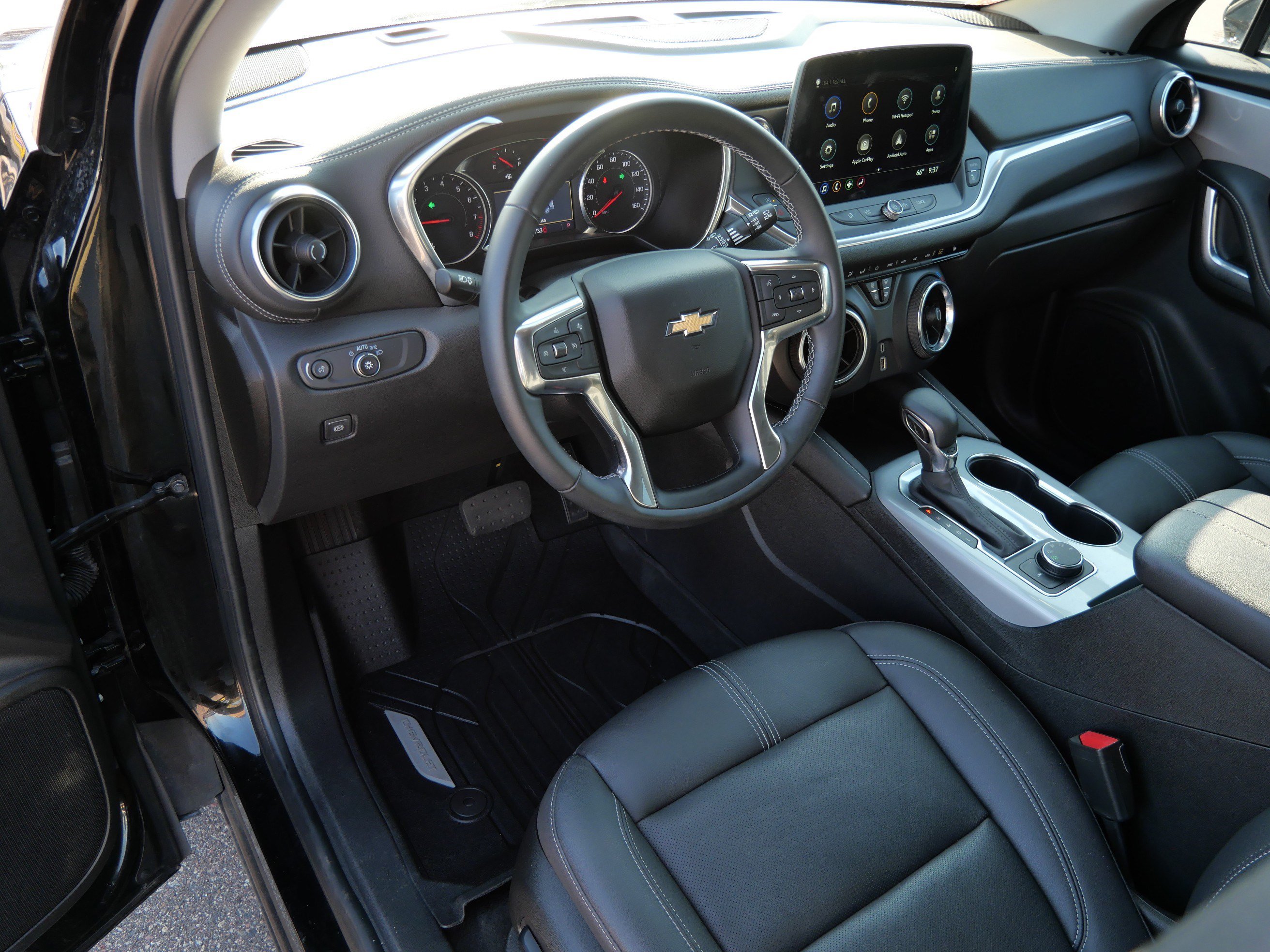 Used 2024 Chevrolet Blazer LT w/ LPO, Floor Liner Package AWD/4WD image 19